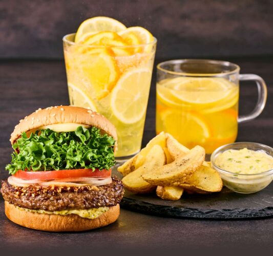 6/4(水)~黒毛和牛バーガーSTART!!