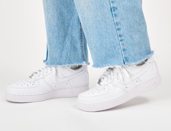 NIKE W AIR FORCE 1 ’07 WHT/WHTついに入荷しました!!