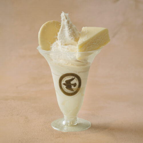 2/18発売!季節の御用邸パフェ ホワイト